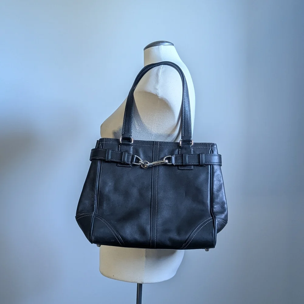 Coach  Black Leather Shoulder Bag Horsebit Vintage Authentic - Picture 12 of 13